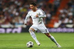 开云平台-纪录的齿轮与爆冷的焰火，足球世界的两面