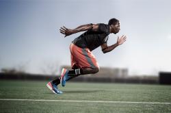 开云体育平台APP-伊布闪电两击轰碎拜仁！尼斯3-0让欧冠热门提前退场