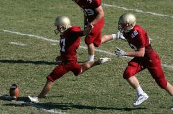 开云体育APP下载-巴雷拉一锤定音，加拿大战胜韩国，中场核心主宰比赛走向