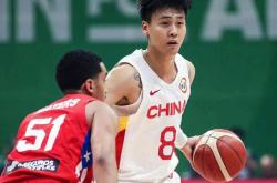 开云体育-太阳队主教练被罚款，批评裁判公正性
