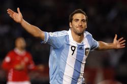 开云下载-勇士骑士如史诗交响，周琦却用一记隔扣奏出东方的第一个音符