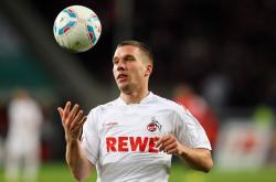 开云体育APP下载-鏖战泥沼，唯有他如灯塔，西亚卡姆扛起绿军跨越快船