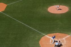 开云体育中国-轻取魔术国度的篮球国王，记拉文的高光征服之夜