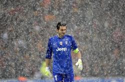 开云体育中国-绿茵场上的乒乓决胜，林高远一球定乾坤，德国战车奇迹碾压法国