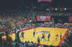 开云体育平台APP-当CBA之光刺破NBA幻影，福建队的碾压与孙铭徽的封神之夜，写就篮球无国界的唯一剧本