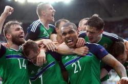 开云体育入口-包含实时关注：欧预赛比赛地面虎争夺胜利的词条