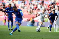 开云体育入口-荷兰遭罗马尼亚逼平，欧预赛晋级存疑的简单介绍