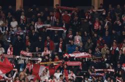 开云体育中国-热火主场大胜，夺得本赛季首次胜利