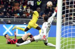 开云体育下载-包含激烈足球对决引爆热情，场面火爆激动人心的词条