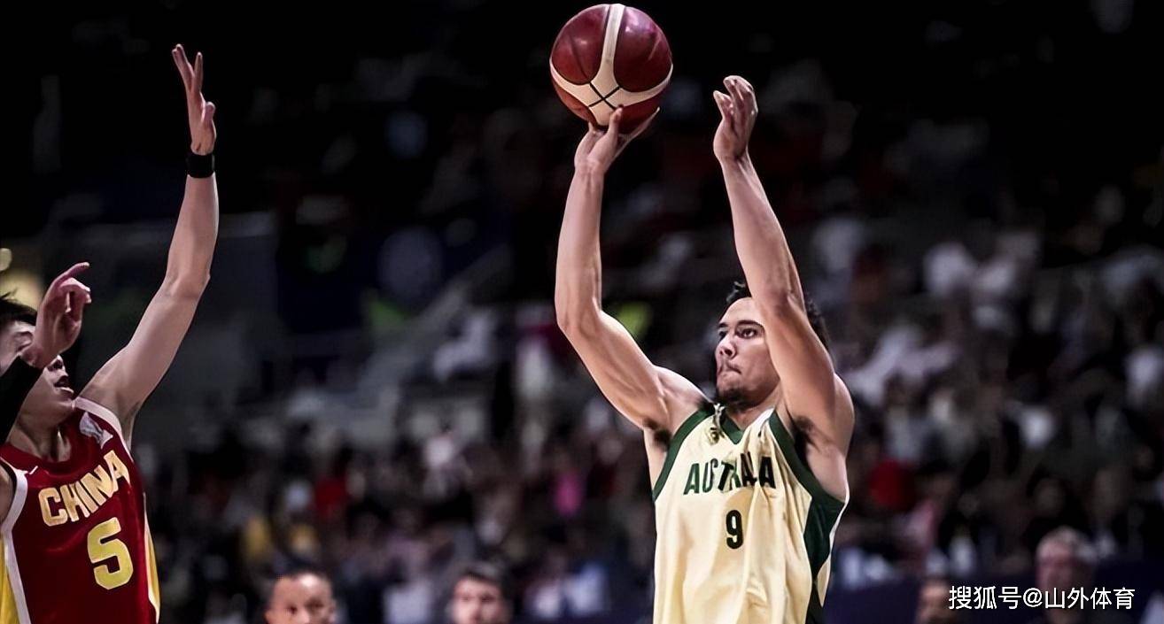 篮球世界杯:澳大利亚男篮大胜晋级下一轮 篮球世界杯:澳大利亚男篮大胜晋级下一轮
