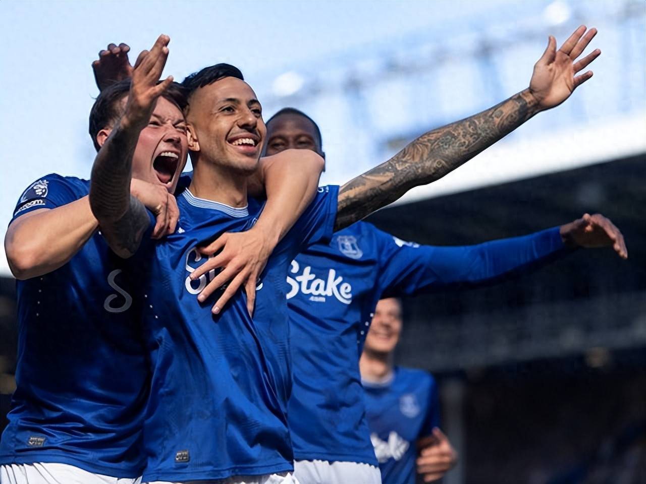 南安普顿客场不敌对手,遭遇失败的简单介绍 南安普顿客场不敌对手,遭遇失败的简单介绍