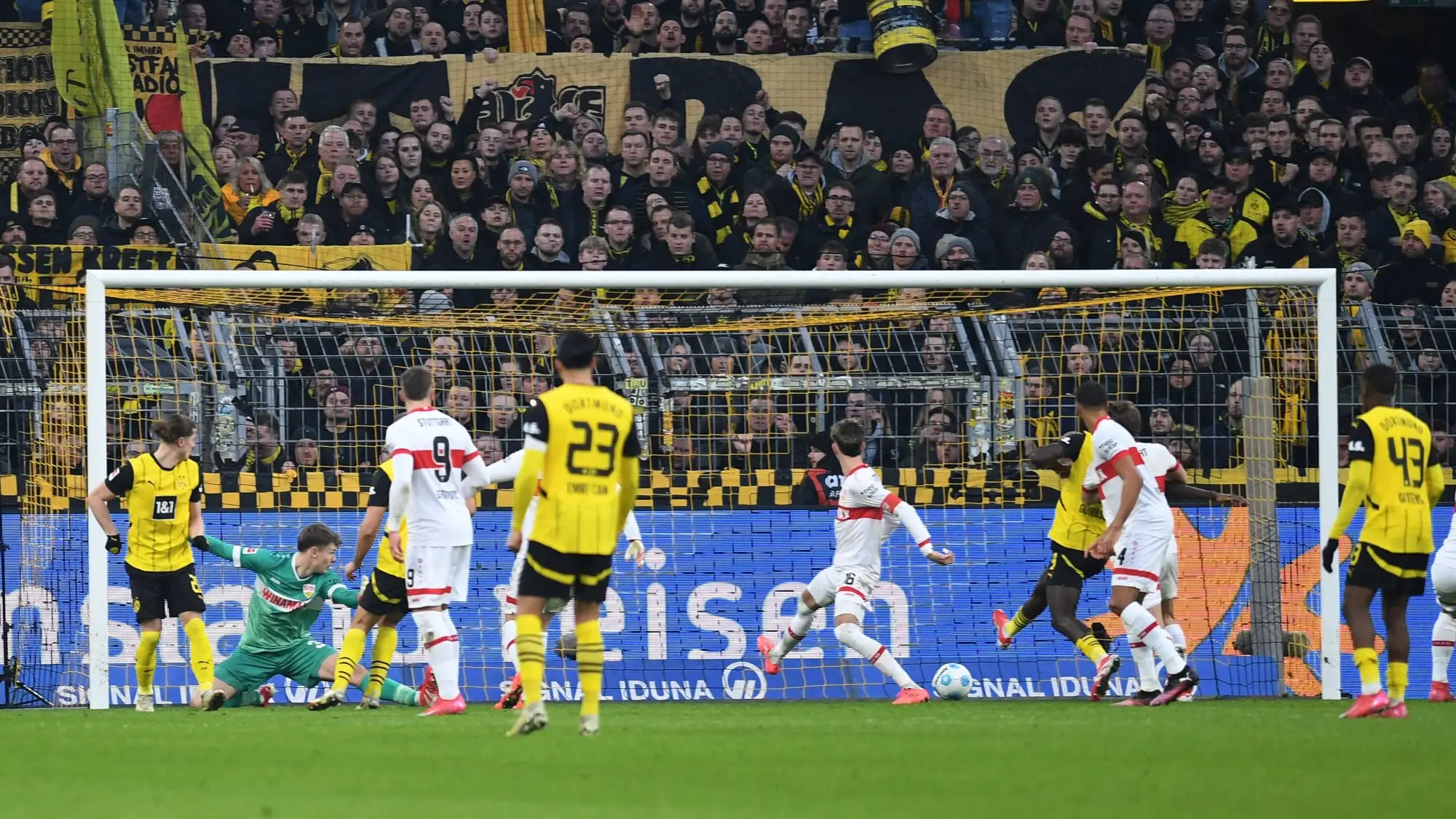 斯图加特面临保级压力,急需连胜扭转局势 斯图加特面临保级压力,急需连胜扭转局势