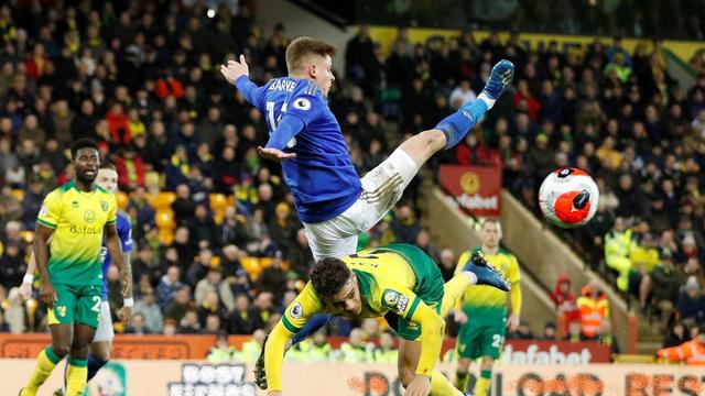 包含阿雅克肖客场不敌尼斯，遭遇两连败的词条