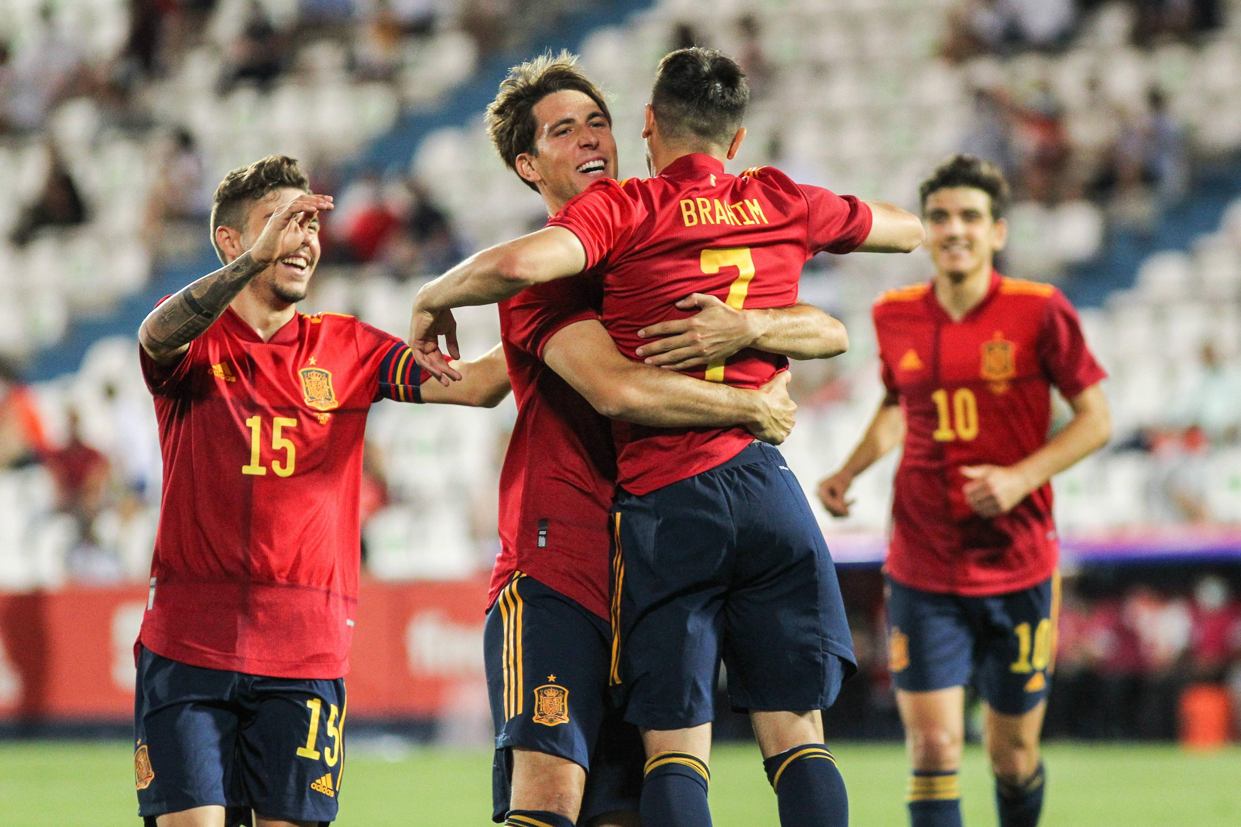 斯洛伐克队获得一场胜利，晋级赛事