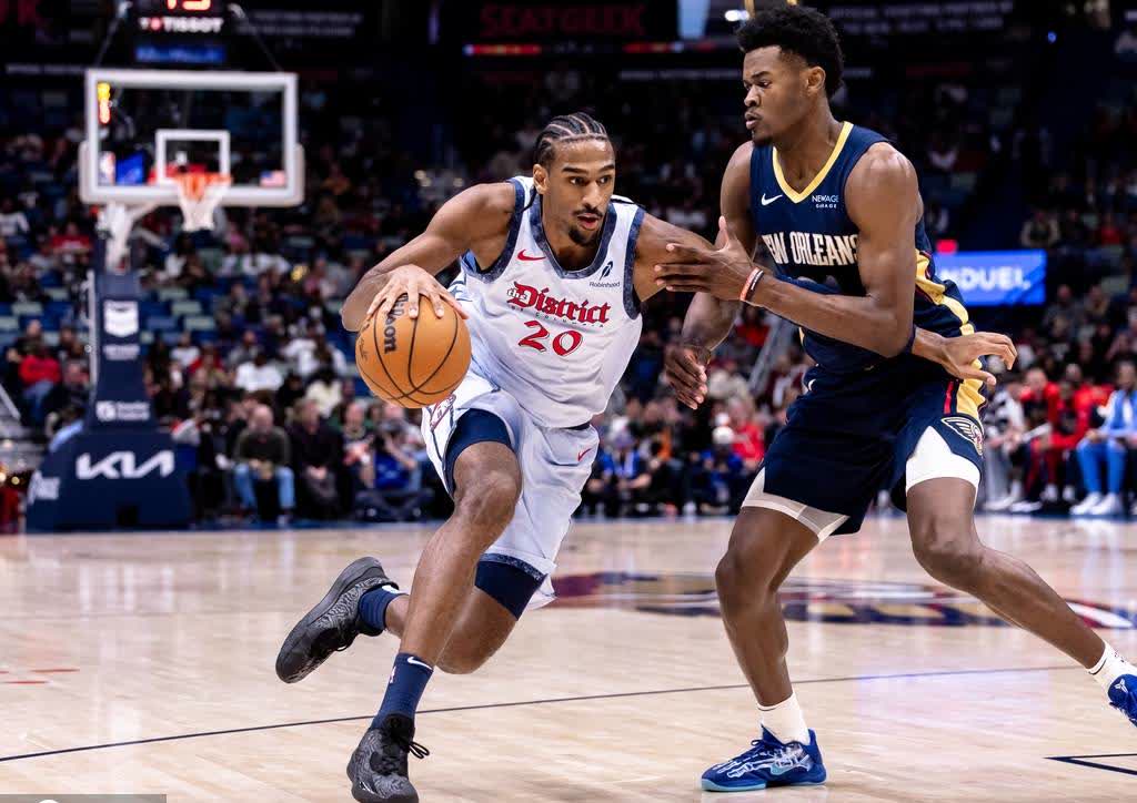 鹈鹕击败76人，英格拉姆轰下三双