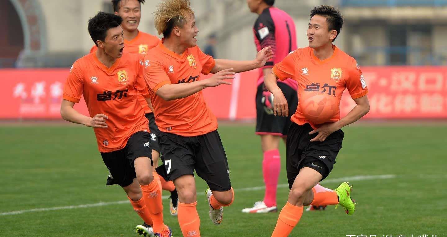 大连一方主场战平对手，保持不败战绩