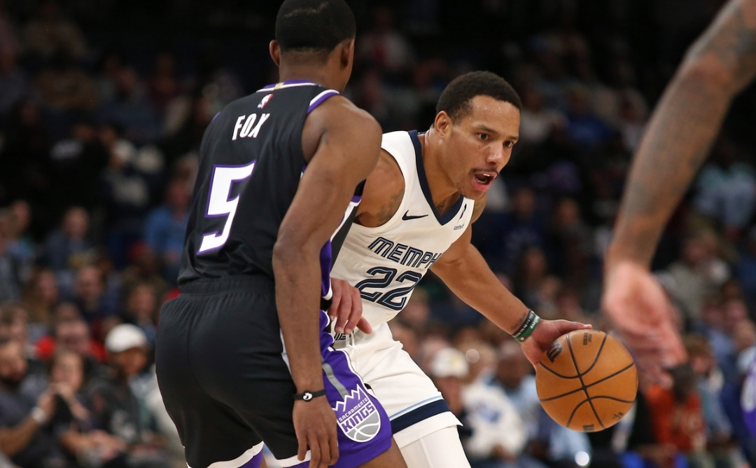 关于山西队险胜灰熊,德罗赞状态火热的信息 关于山西队险胜灰熊,德罗赞状态火热的信息